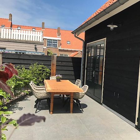D'n Wasschappelsen Engel Windkracht 11 Villa Westkapelle Buitenkant foto